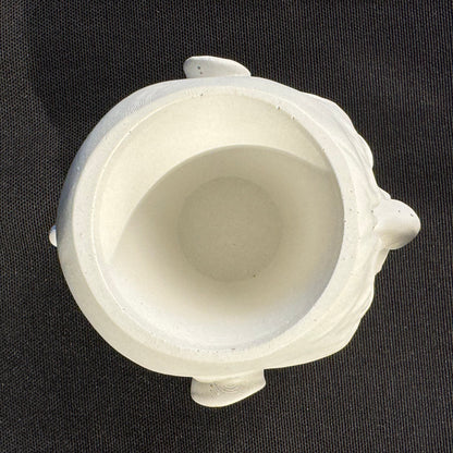 Beton-Vase "Totenkopf"