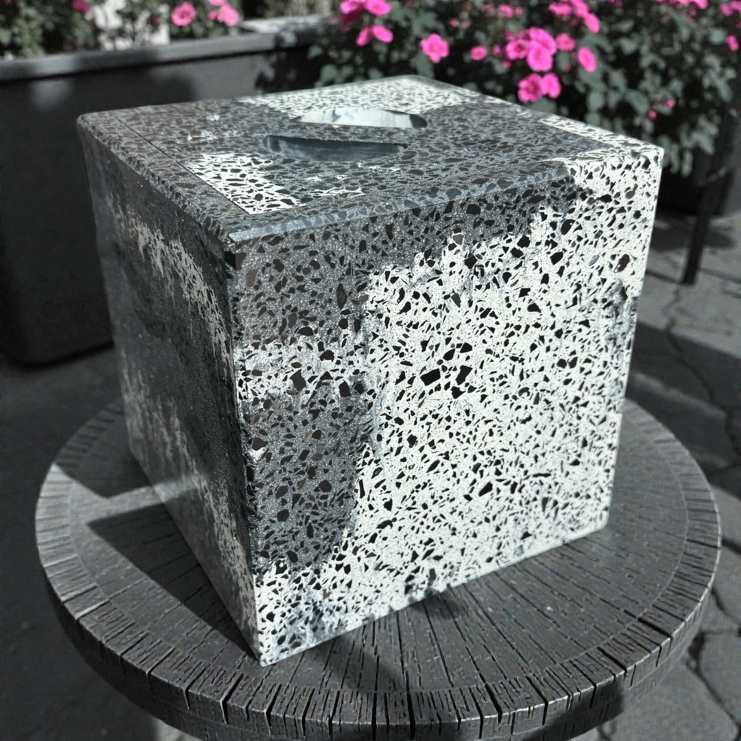 Terrazzo-Würfel "FireCube"