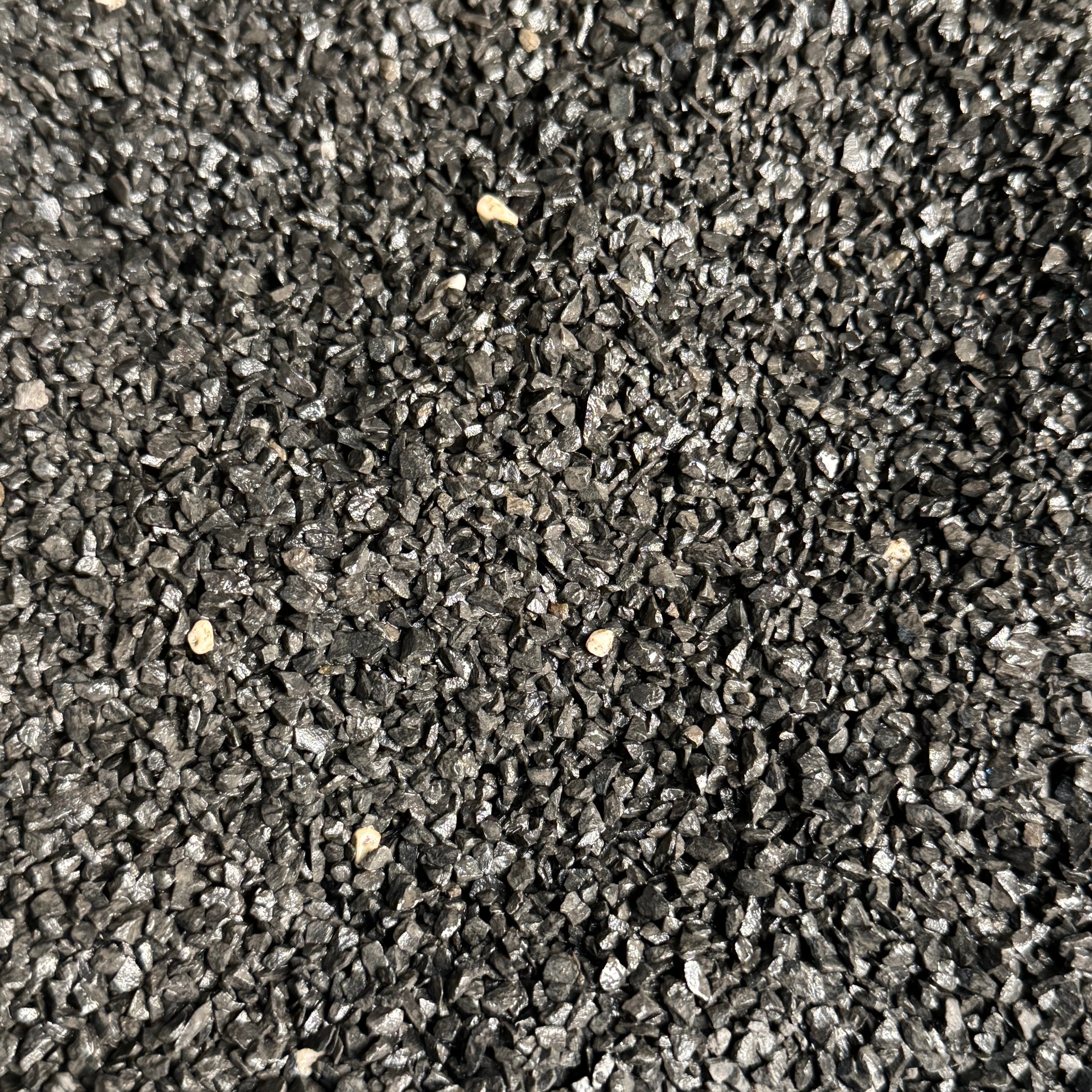 Nero Ebano Splitt – Premium Gesteinskörnung für Terrazzo & Sichtbeton