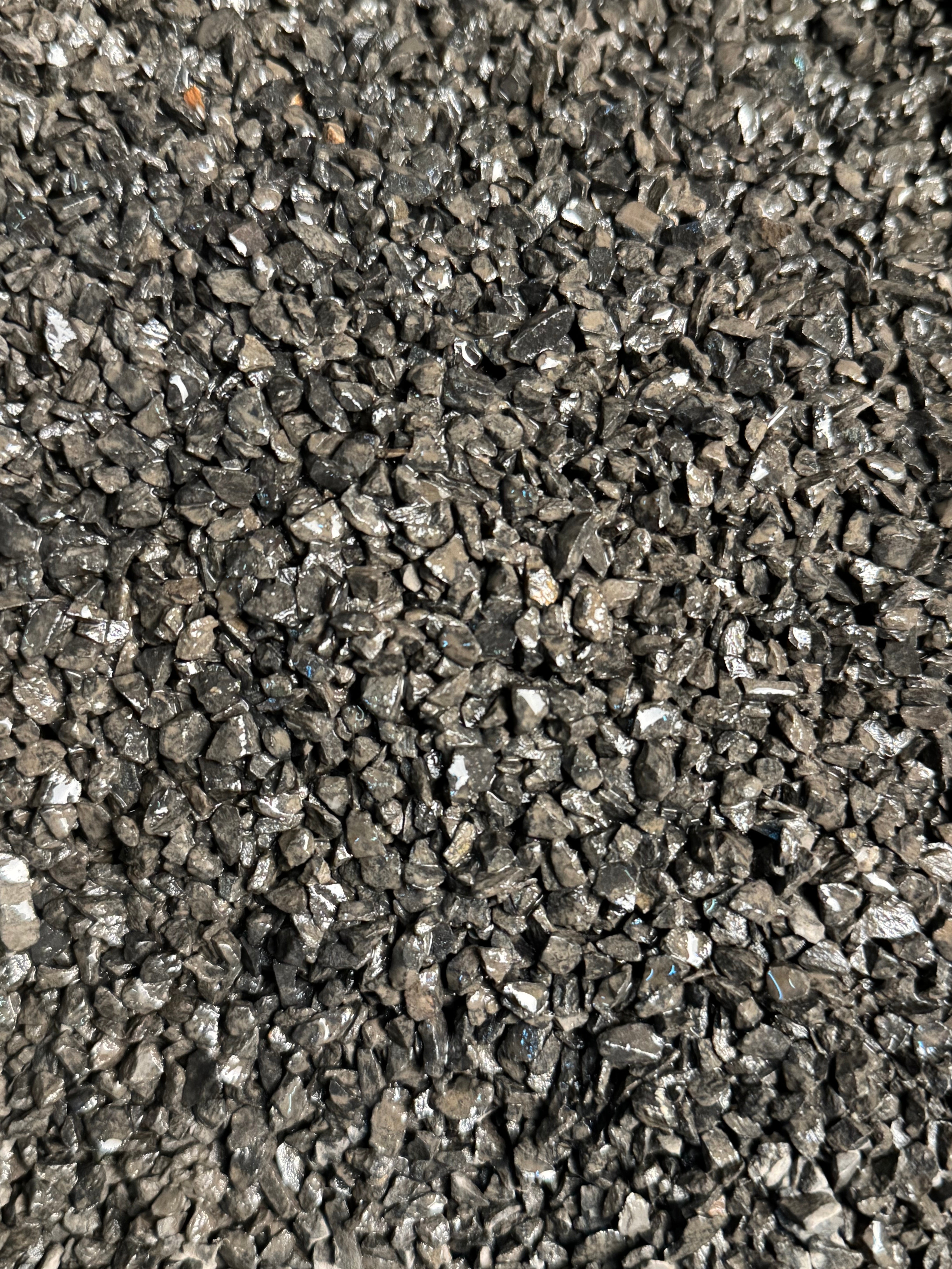 Nero Ebano Splitt – Premium Gesteinskörnung für Terrazzo & Sichtbeton