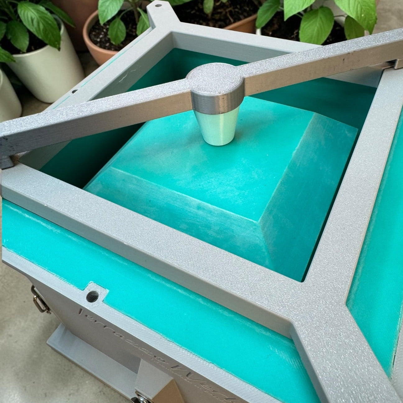 CubeShell - Form für Sichtbetonkübel