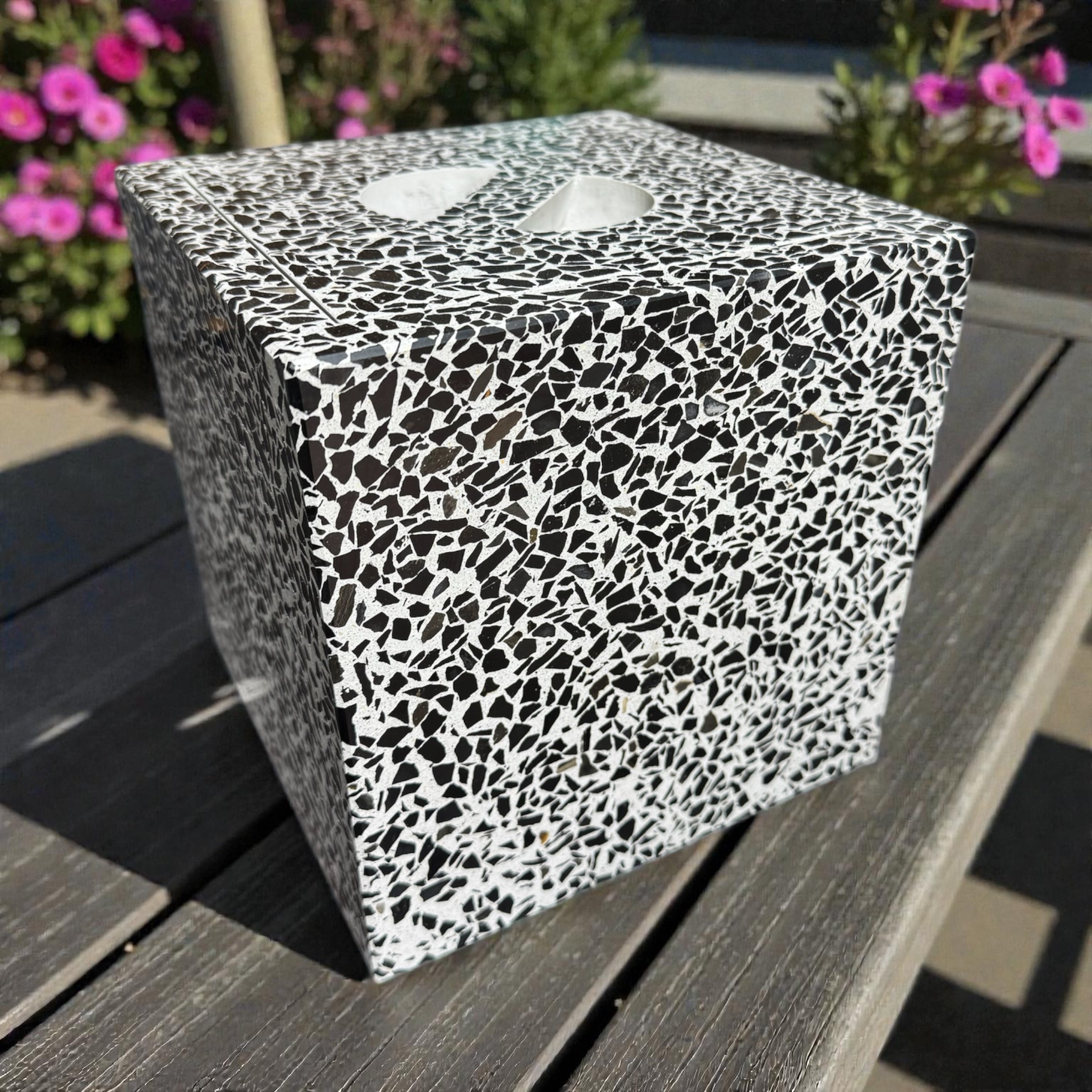 Terrazzo-Würfel "FireCube"