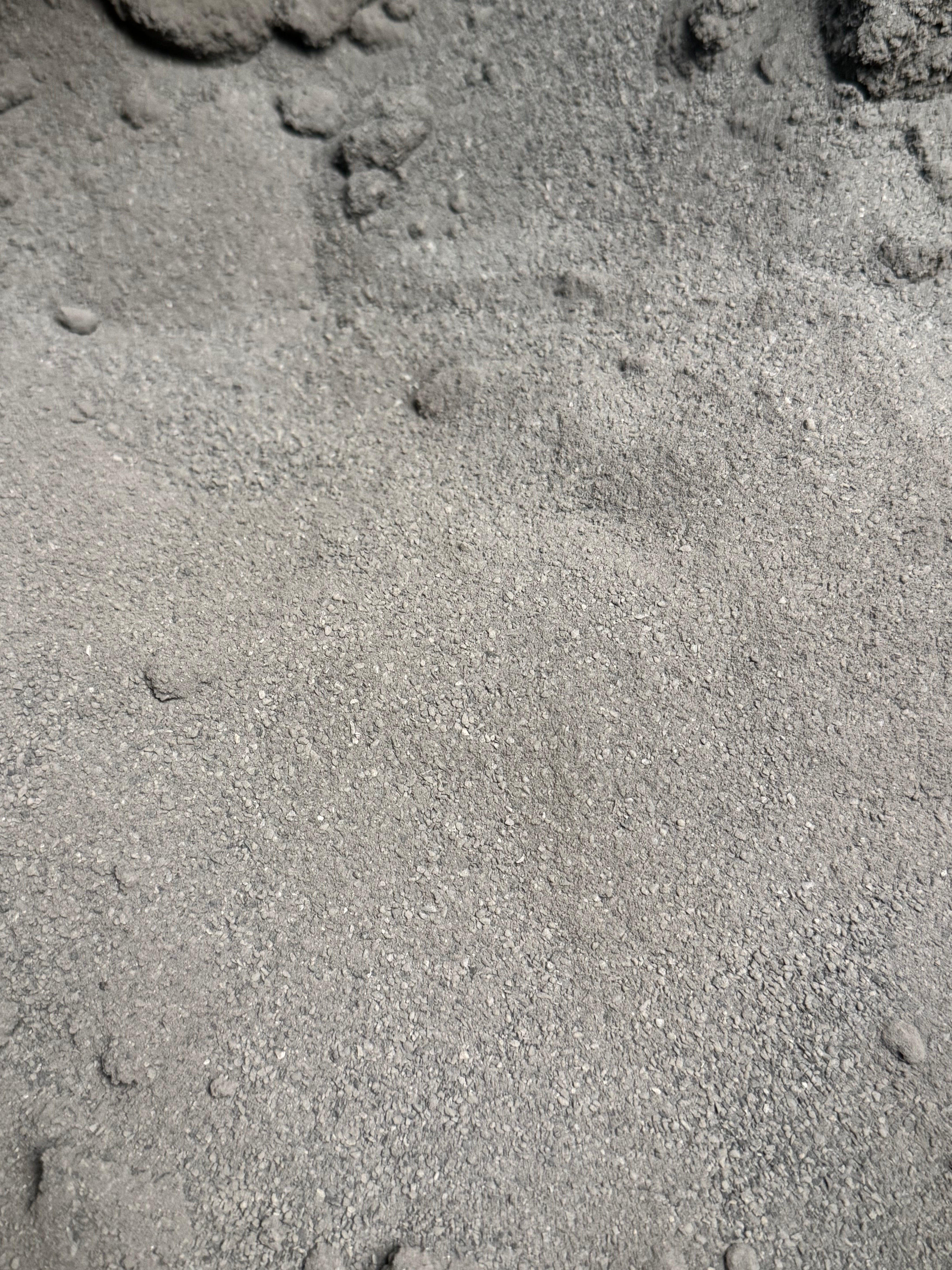 Nero Ebano Splitt – Premium Gesteinskörnung für Terrazzo & Sichtbeton