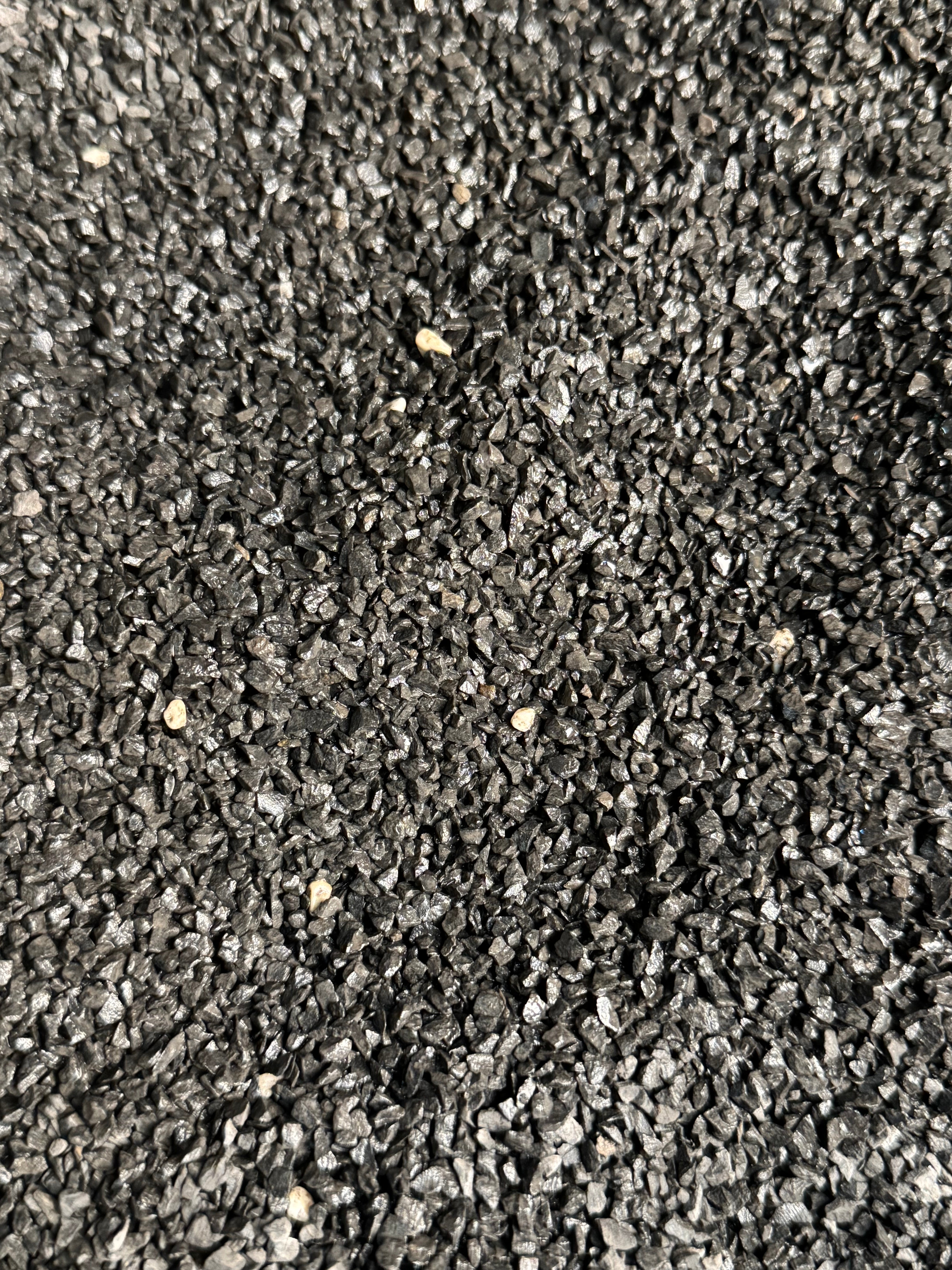 Nero Ebano Splitt – Premium Gesteinskörnung für Terrazzo & Sichtbeton